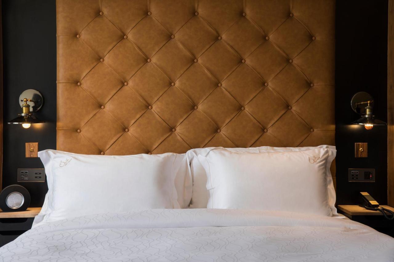 The Radh Hotel Канді Екстер'єр фото