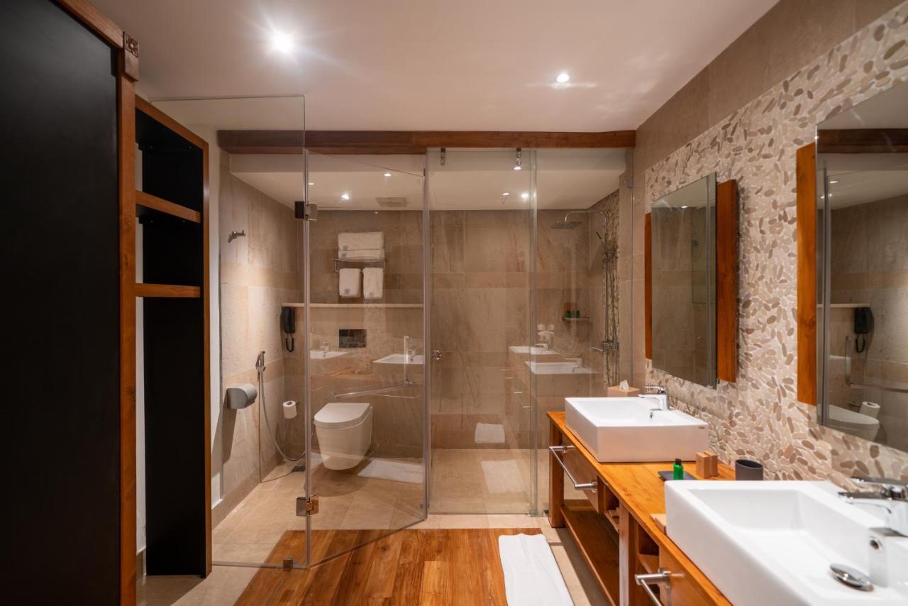 The Radh Hotel Канді Екстер'єр фото